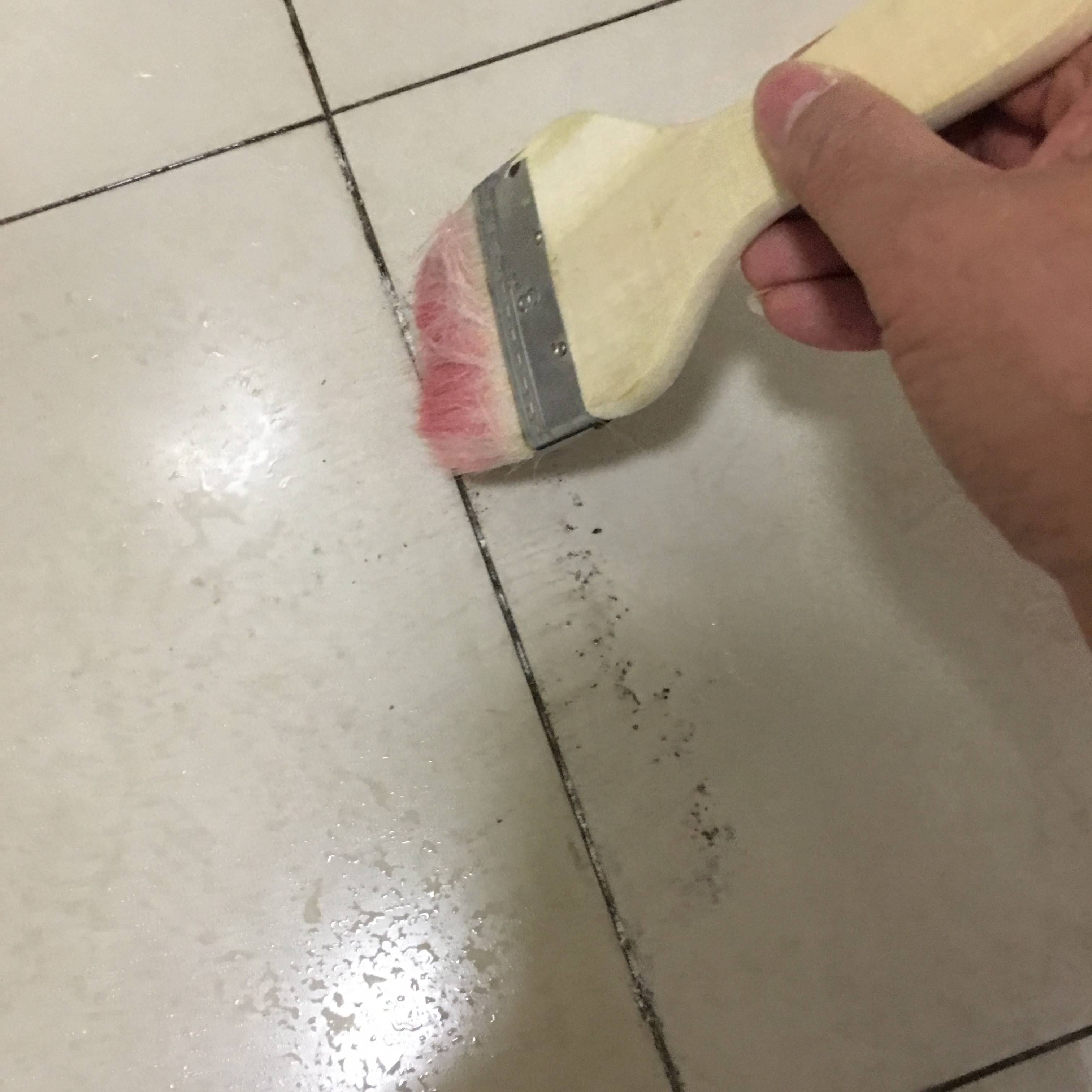 瓷砖水池漏水用什么补漏好一点(瓷砖水池漏水用什么补漏好一点呢)